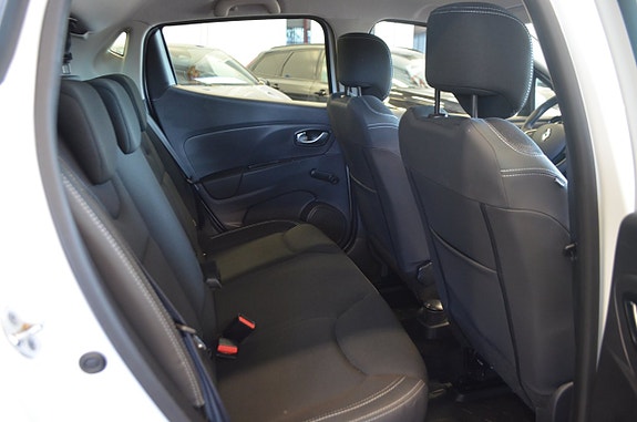 Renault Clio 13 of 15