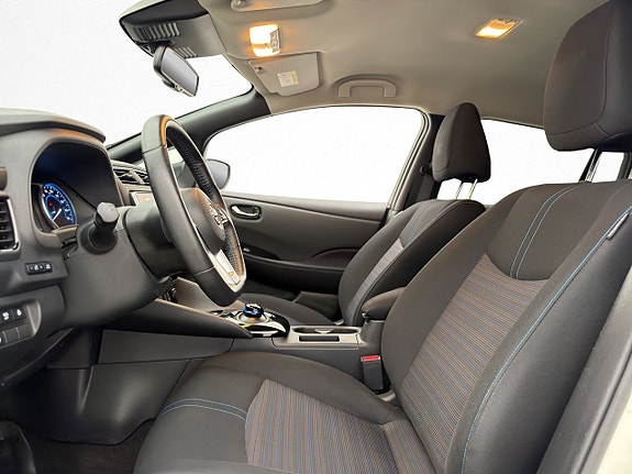 Nissan Leaf 12 of 30