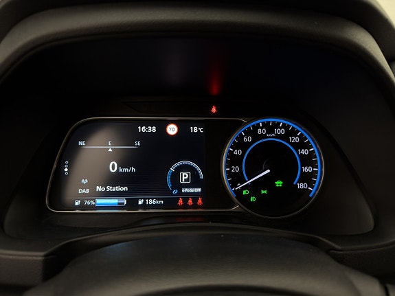 Nissan Leaf 17 of 30