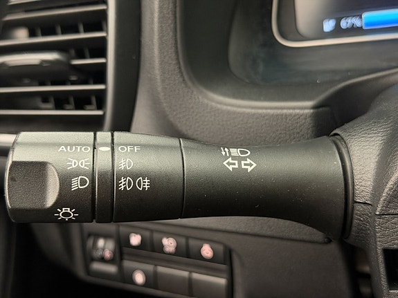 Nissan Leaf 20 of 30