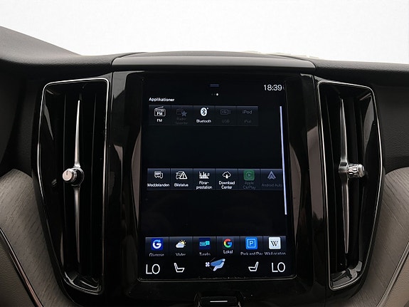 Volvo XC60 23 of 30