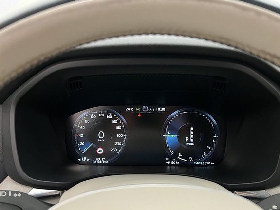 Volvo XC60 19 of 30