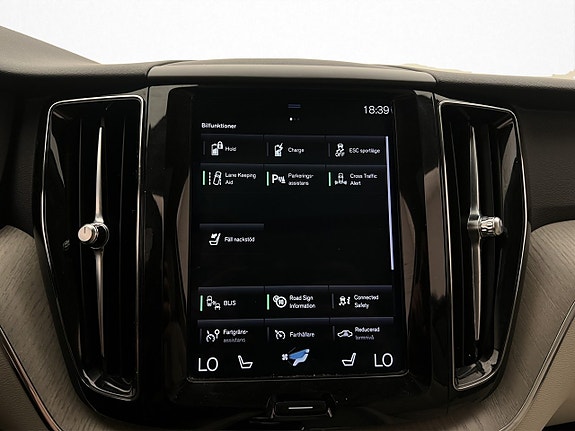 Volvo XC60 24 of 30