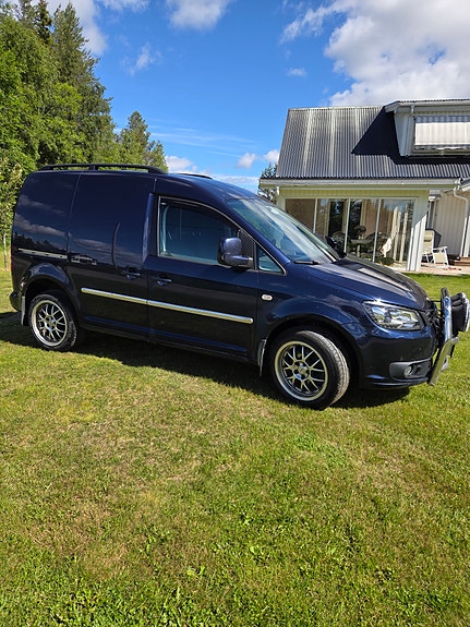 Volkswagen Caddy 3 of 3