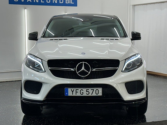 Mercedes-Benz GLE350 d 2 of 5