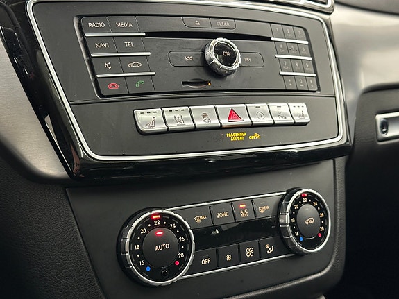Mercedes-Benz GLE350 d 15 of 23