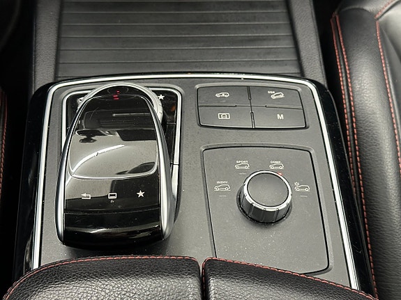 Mercedes-Benz GLE350 d 16 of 23
