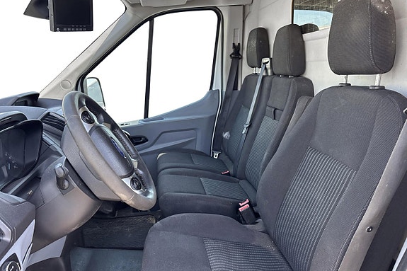 Ford Transit 7 of 12