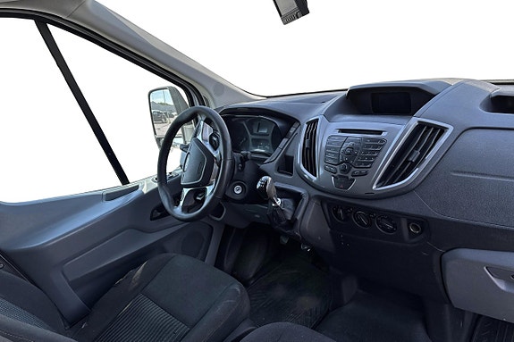 Ford Transit 9 of 12