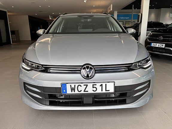 Volkswagen Golf I 2 of 9
