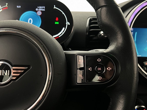MINI Cooper S 19 of 30