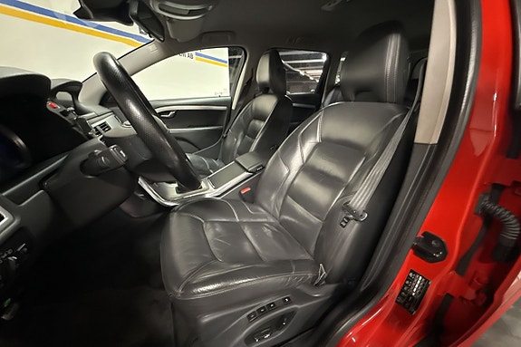Volvo V70 16 of 24