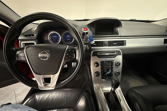 Volvo V70 19 of 24
