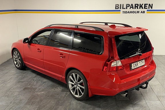 Volvo V70 13 of 24