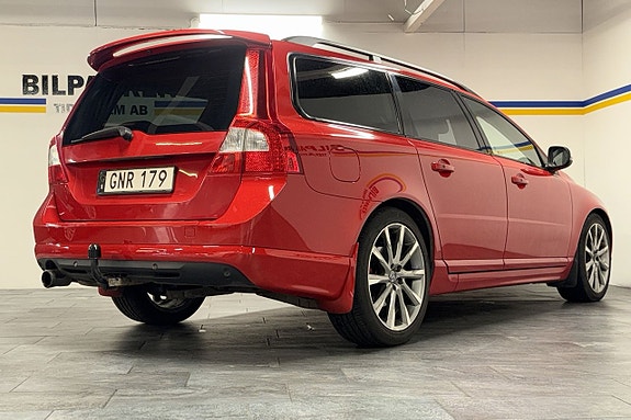 Volvo V70 8 of 24