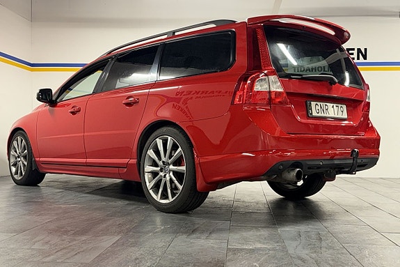 Volvo V70 11 of 24