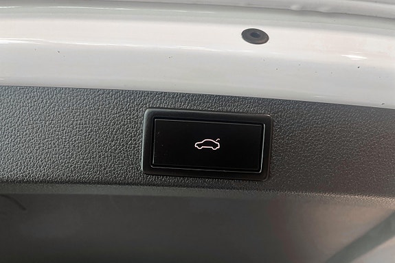 Skoda Octavia Scout 18 of 30
