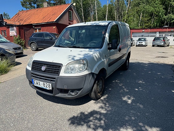 Fiat Doblo 2 of 5