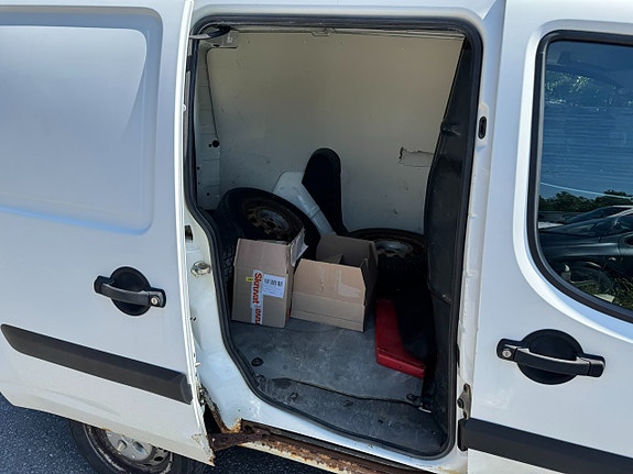 Fiat Doblo 5 of 5