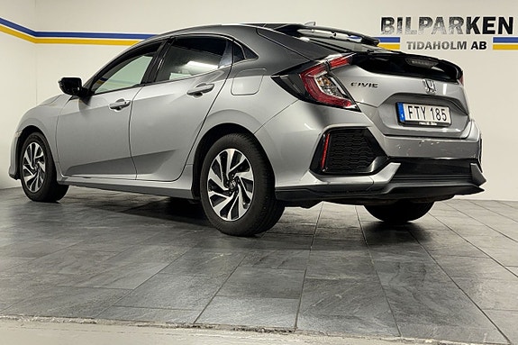 Honda Civic 10 of 30