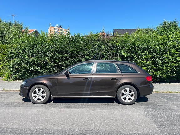 Audi A4 3 of 8