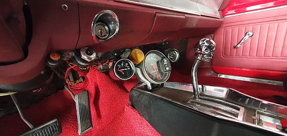 Plymouth Valiant 3 of 7