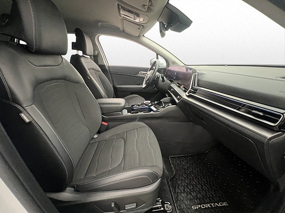 Kia Sportage 27 of 30