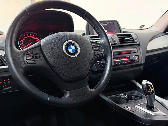 BMW 118d 26 of 27