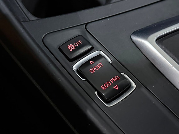 BMW 118d 19 of 27
