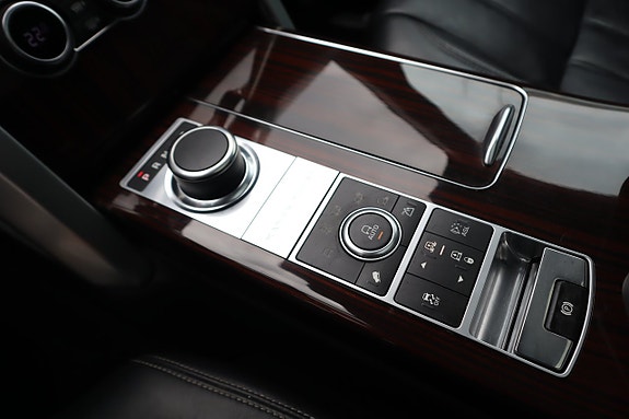Land Rover Range Rover 17 of 22