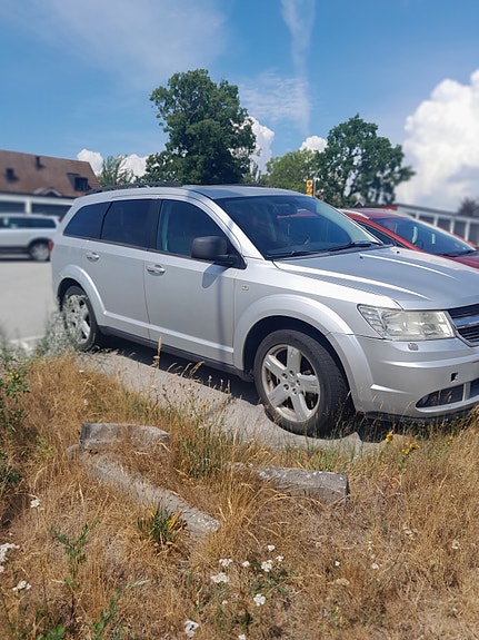 Dodge Journey 3 of 7