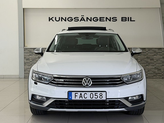 Volkswagen Passat Alltrack 5 of 5