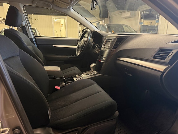 Subaru Outback 5 of 5