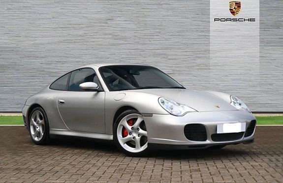 Porsche 911 Carrera 4S 3 of 5