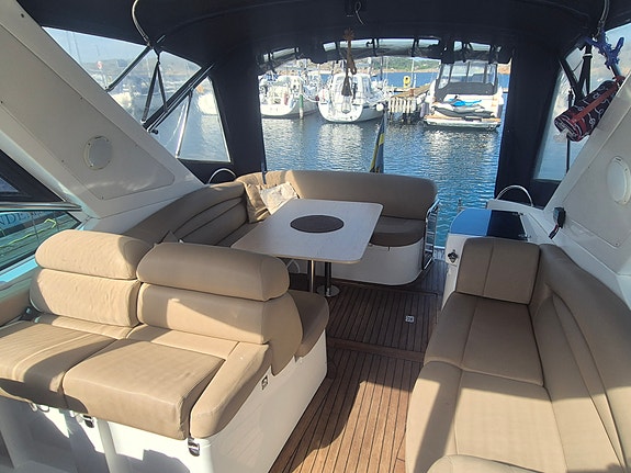 Sealine S38 10 of 20