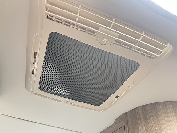 Kabe TMC X 740 LGB (ALDE+AC+Taksäng+4 250kg) 23 of 27