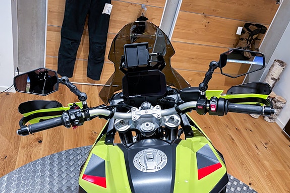 BMW F 900 GS |Dynamic|Barkbusters|Motorbågar|SE BILDER & SPEC| 13 of 15