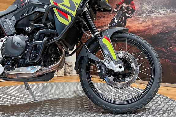 BMW F 900 GS |Dynamic|Barkbusters|Motorbågar|SE BILDER & SPEC| 5 of 15