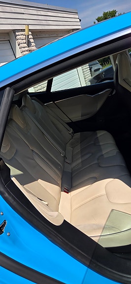 Tesla Model S 10 of 10