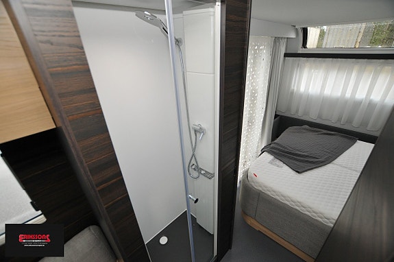 Adria Astella 704 HP 13 of 18