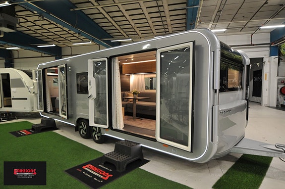 Adria Astella 704 HP 4 of 18