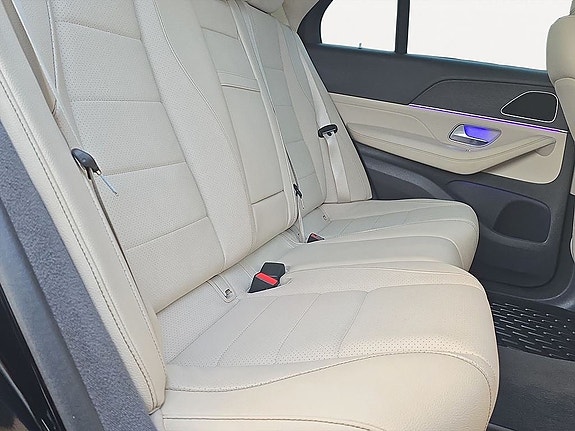 Mercedes-Benz GLE300 d 21 of 21