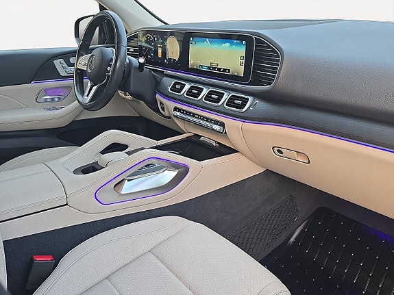 Mercedes-Benz GLE300 d 20 of 21