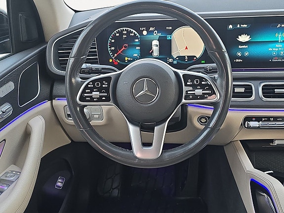 Mercedes-Benz GLE300 d 10 of 21