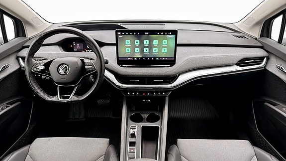 Skoda Enyaq 10 of 21