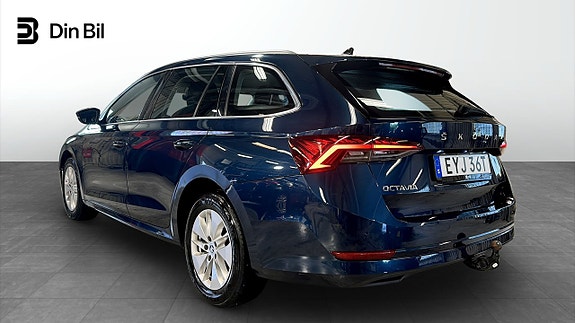 Skoda Octavia 3 of 5