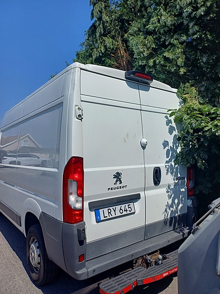 Peugeot Boxer 2 of 5