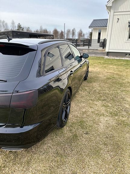 Audi A6 2 of 5