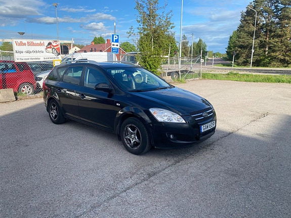 Kia Ceed 8 of 14