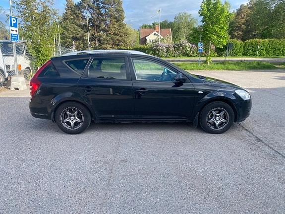 Kia Ceed 7 of 14